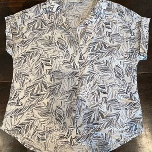 Lush Monochrome Leaf Pattern Shirt